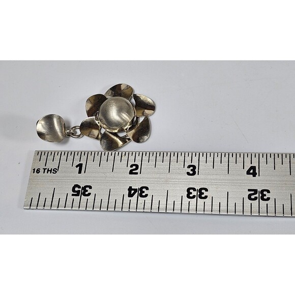 Vintage Silver Tone Flower Drop Earrings Retro Mod Statement Jewelry Set - Picture 6 of 6